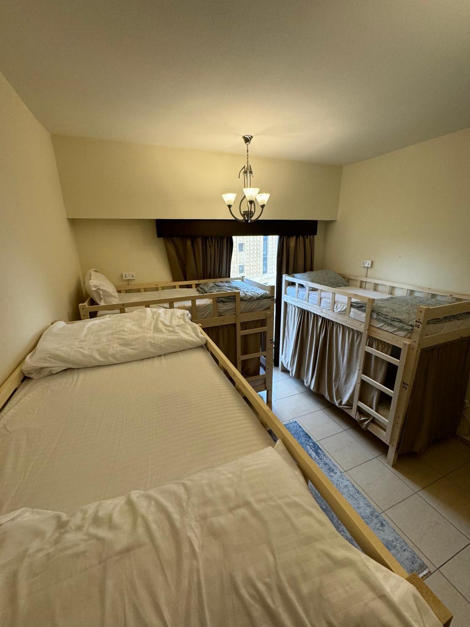 Lunar Cozy Hostel - Jbr دبي المظهر الخارجي الصورة